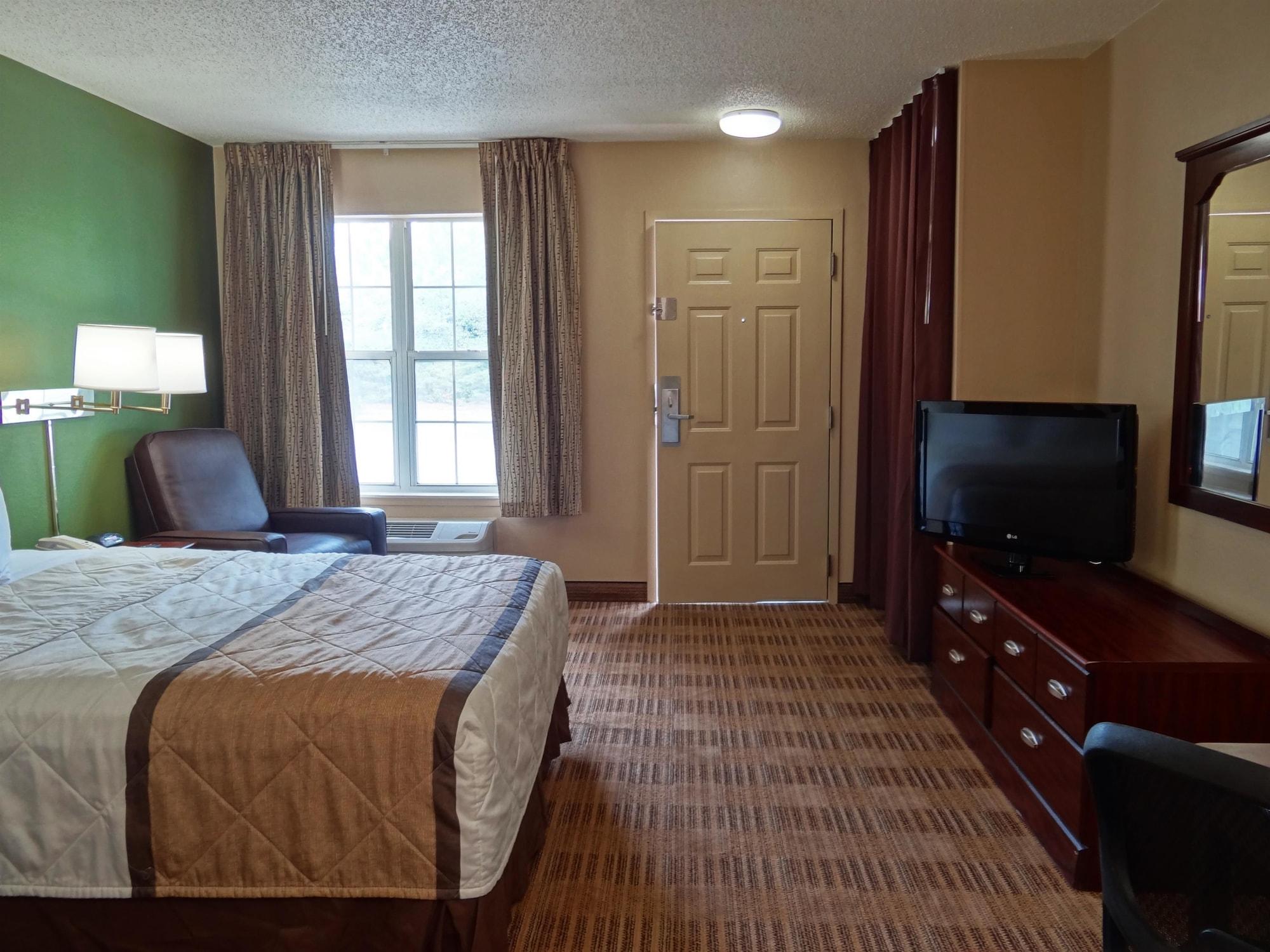 Extended Stay America Select Suites - Columbia - Ft Jackson Exterior foto